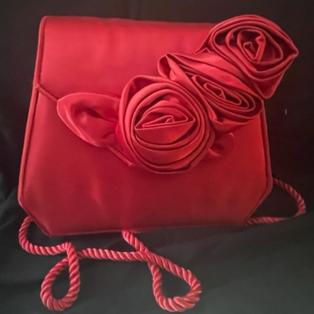 LIZ CLAIBORNE RED PURSE WITH FLOWERS